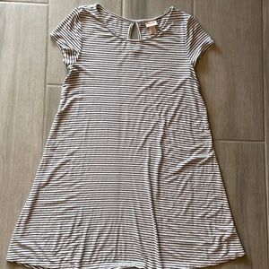 White and black stripped forever 21 summer dress